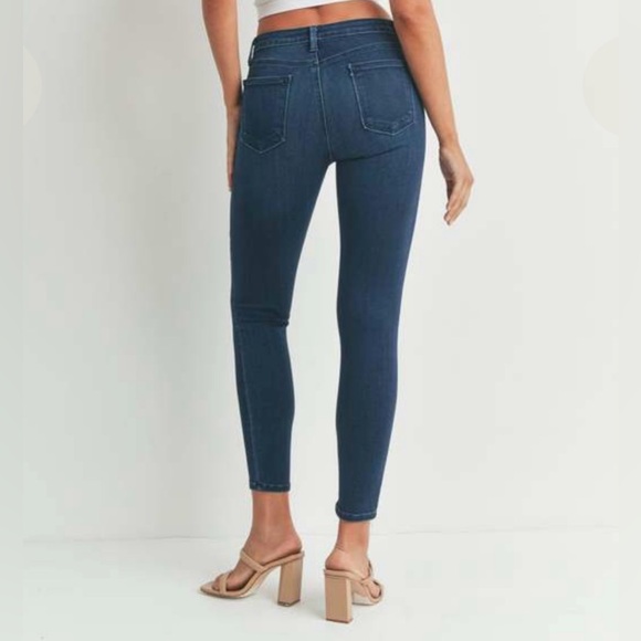 NWT Just Black Bestfriend’s Skinny Jeans Dark Denim Size 29 - Picture 3 of 12